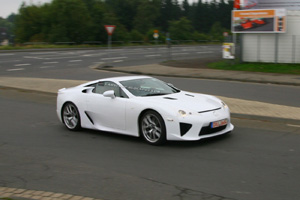 Lexus LF-A во всей красе