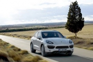 Porsche показал новый Cayenne