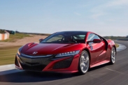 В Японии начинаются продажи Honda NSX