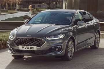 Ford отправляет в отставку семейство Mondeo