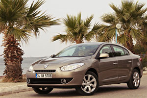 Новый седан Renault Fluence в России