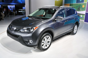 В Лос-Анджелесе представили новый Toyota RAV4