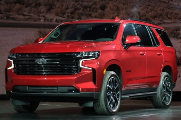 Chevrolet представил новые Tahoe и Suburban