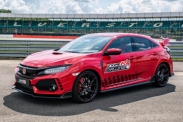 Honda Civic Type R продолжает штамповать рекорды 