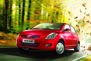 Объявлены рублевые цены на новый хэтчбек FAW V2 