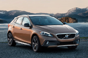 Названы рублевые цены на Volvo V40 Cross Country