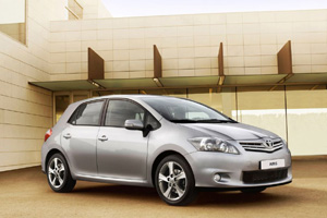 Обновленный Toyota Auris уже в салонах дилеров