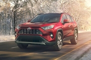 Toyota показала RAV4 нового поколения