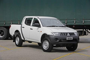 Коза в придачу к Mitsubishi Triton