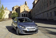 Получив 5 звезд на краш-тесте EuroNCAP, новый Renault Megane был назван самым безопасным автомобилем всех категорий