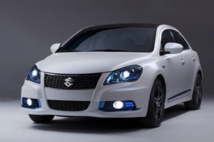 Гибридный Suzuki Kizashi в Нью-Йорке 