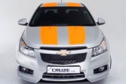 Chevrolet Cruze слегка украсили