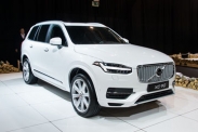 Volvo привезла в Россию четырёхместный XC90