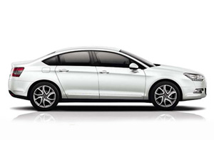 Фото рестайлингового Citroen C5 