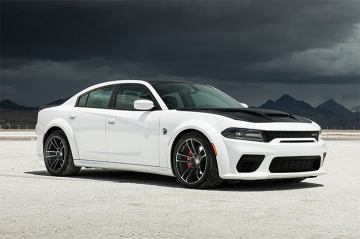 Представлен топовый Dodge Charger SRT Redeye