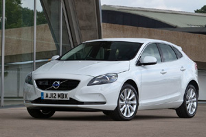 Volvo V40 получит новый бензиновый мотор