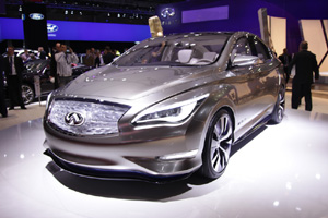 Infiniti на автосалоне в Париже