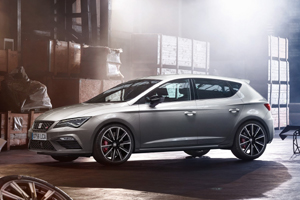 Seat представил обновленный Leon Cupra