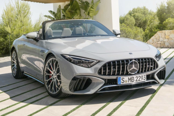 Дебютировал новый родстер Mercedes-AMG SL