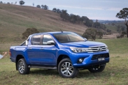 Toyota представила пикап Hilux нового поколения