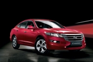 Названы российские цены на новый Honda Crosstour