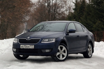 Skoda Octavia едет на сервис обновлять прошивку