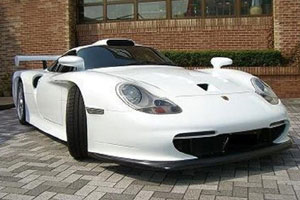 Porsche 911 GT1 Strassenversion выставили на торги 