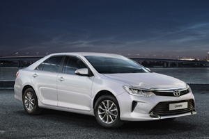 Toyota установит под капот Camry турбированный двигатель