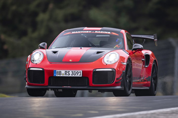 Porsche 911 GT2 RS MR побил рекорд Нюрбургринга