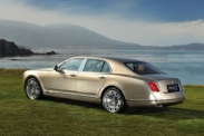 На Bentley Mulsanne выстроились очереди