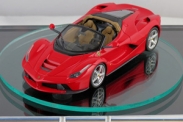 Внешность родстера Ferrari LaFerrari Spider рассекречена