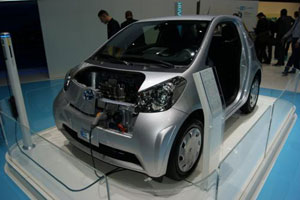 Электрический Toyota iQ на мотор-шоу в Женеве 