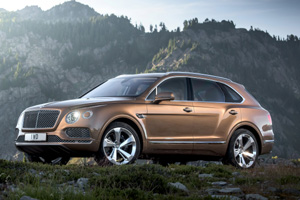 В России появился семиместный Bentley Bentayga