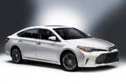 Обновленный Toyota Avalon представили в Чикаго