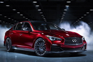 Мощный Infiniti Q50 Eau Rouge в Женеве