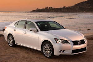 Гибридный Lexus GS 450h в России