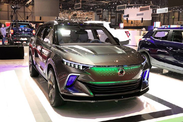 Электрический кроссовер SsangYong e-SIV в Женеве