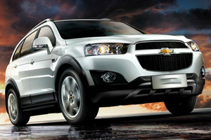 Названы рублевые цены на новый Chevrolet Captiva