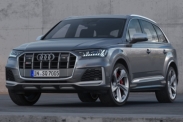  Audi объявила цены на спорт-кроссовер SQ7