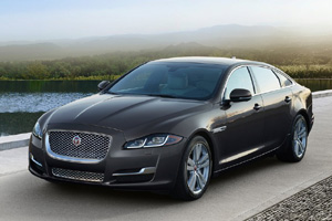 Обновленный Jaguar XJ оценили в рублях