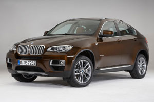BMW рассекретила обновленный кроссовер X6