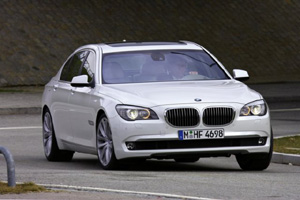 BMW 7 series V12 осенью в продаже 