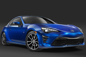 Toyota показала интерьер нового GT86