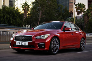 Седан Infiniti Q50 обновился