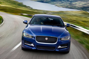 Новый Jaguar XF представят на автосалоне в Нью-Йорке