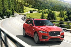 Названы цены на Jaguar F-Pace