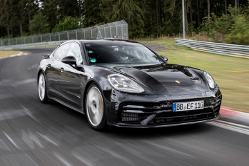 Porsche Panamera отличился на Нюрбургринге