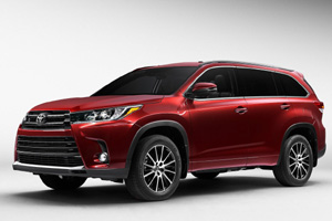 Toyota показала обновленный Highlander в Нью-Йорке