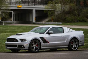 Ателье Roush Performance прокачало Ford Mustang 