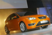 Focus ST завоевывает одобрение членов раллийной команды Ford.